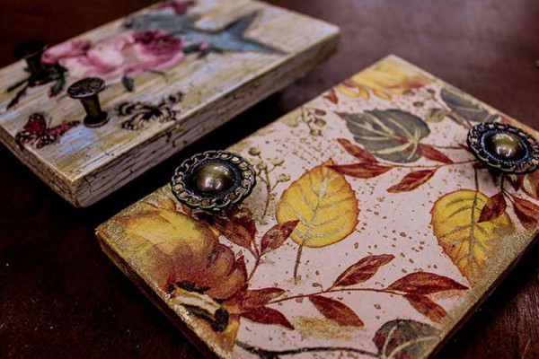 Decoupage